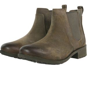 UGG Bonham III Harrison Chelsea Boot in Suede Leather with Shearling Footbed